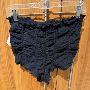 Elegant Black Ruffled Shorts